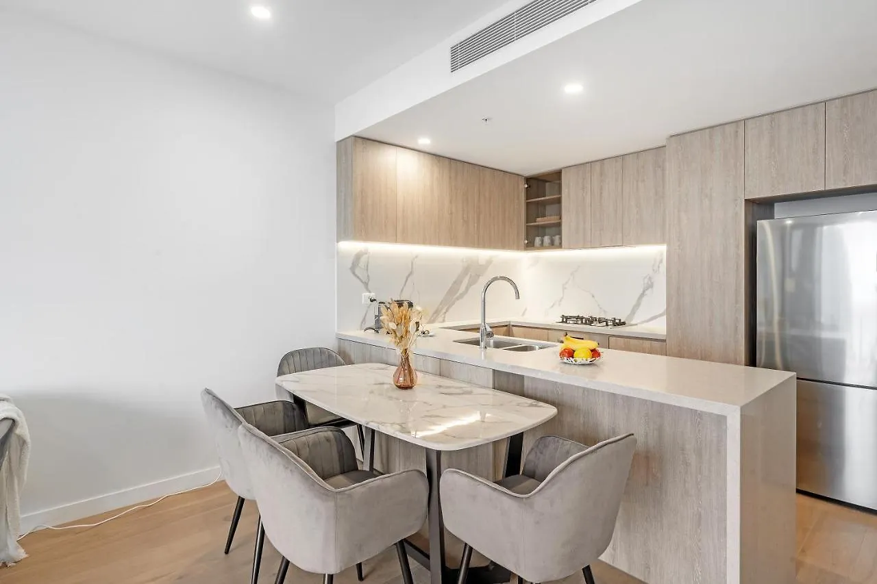 Lamour Ocean View Apartment II In Casino Broadbeach - Free Parking-195Cm Gold Coast