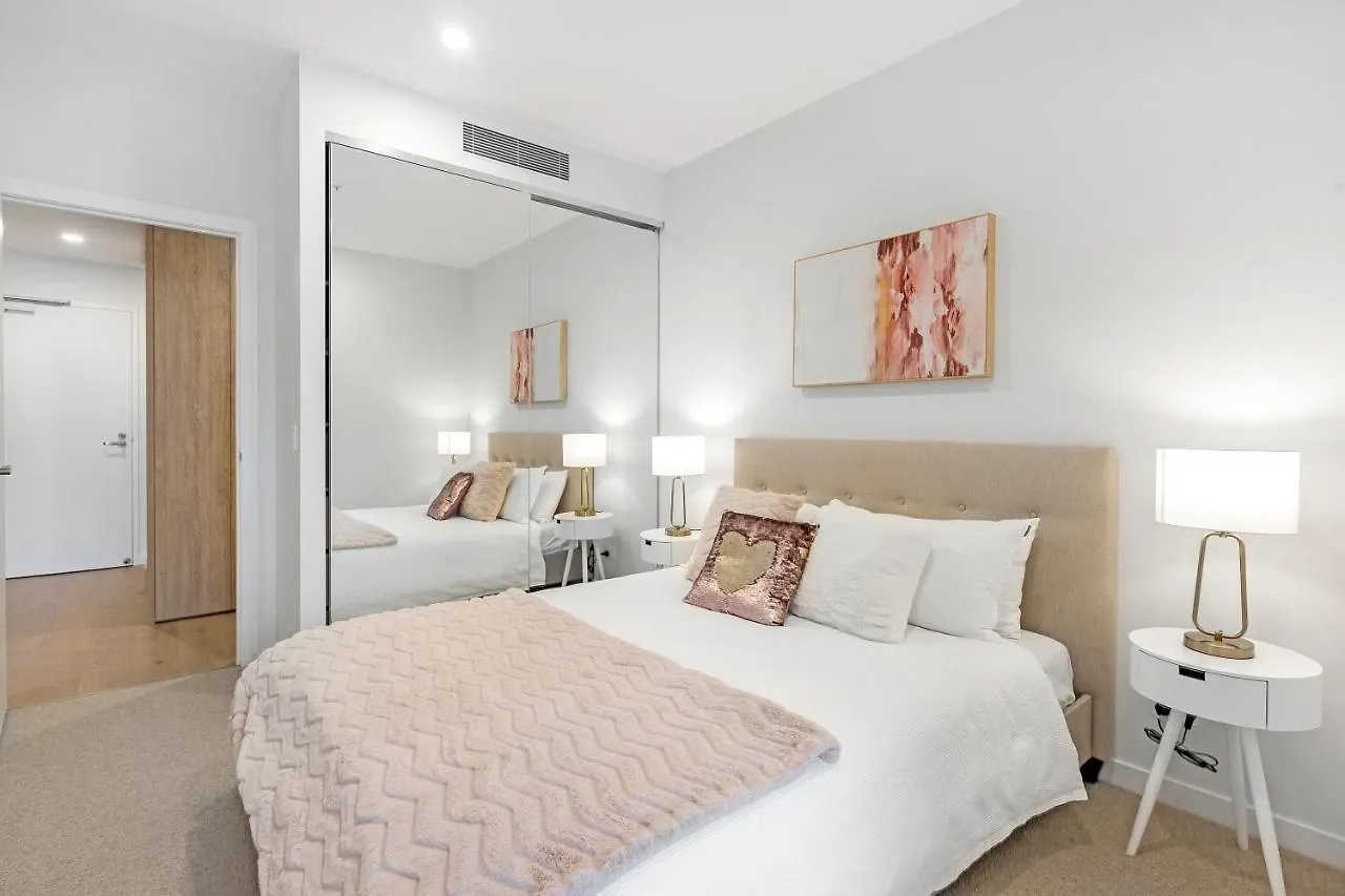 Lamour Ocean View Apartment II In Casino Broadbeach - Free Parking-195Cm Gold Coast